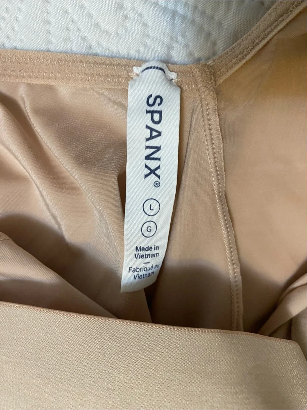 SPANX Suit Your Fancy Champagne Beige Plunge Mid-Thigh Shaping Bodysuit